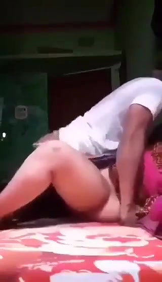 chachi ki choot akele me bulakar mara