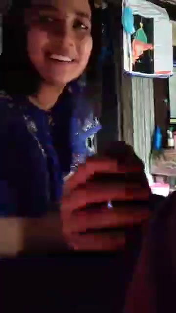 bhabhi ko apne room me bulakar chusaya