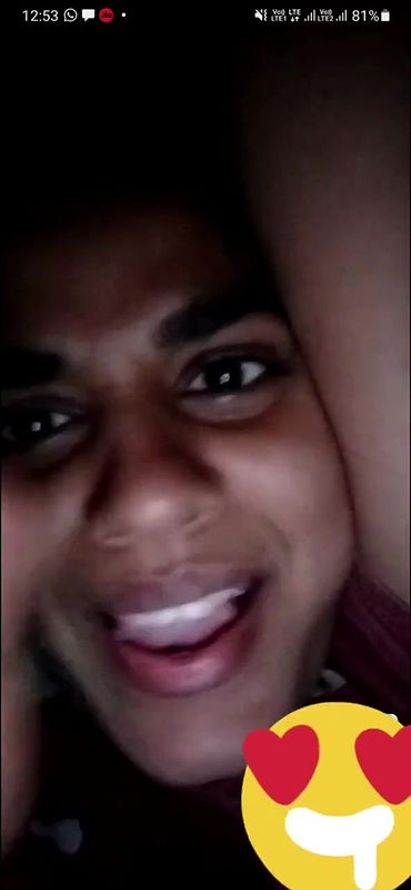 1921452519085011419  1746945055463 En gf atchaya mundaiyoda m