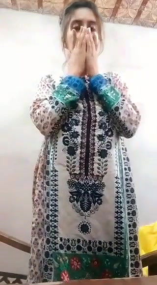paki Pathan girl showing her big boobs in video