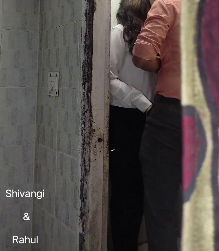 Hidden Video Rahul giving Shivangi blowjob