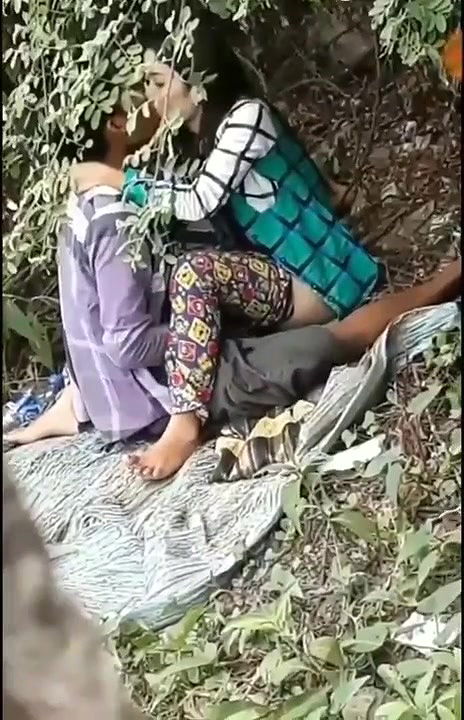 Jungle mein chaalu ho gye