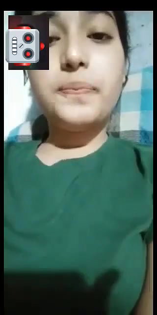 Cutie ka videocall chalra h