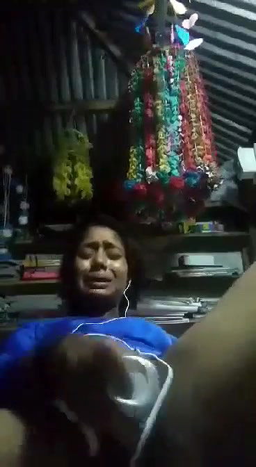 Dukan pe video call pe masterbation