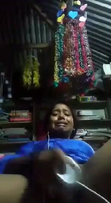 Dukan pe video call pe masterbation