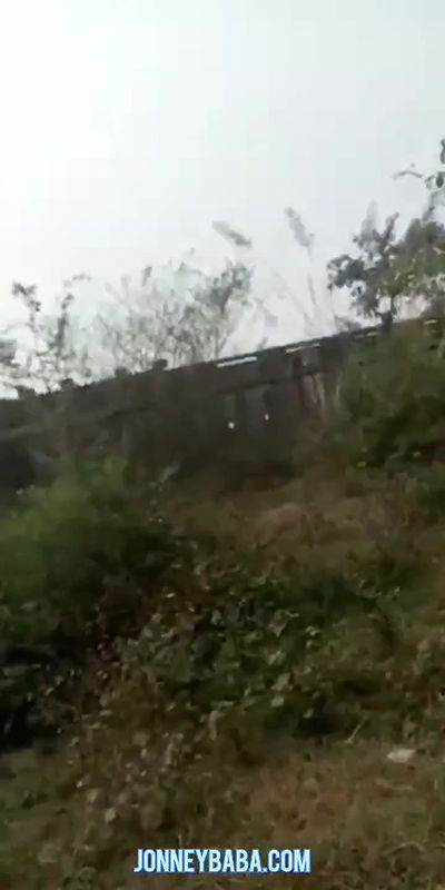 Desi outdoor wife sharing fucking video