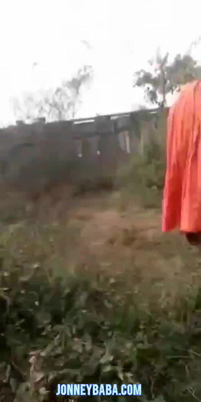 Desi outdoor wife sharing fucking video