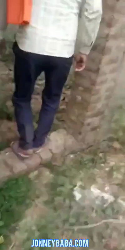 Desi outdoor wife sharing fucking video