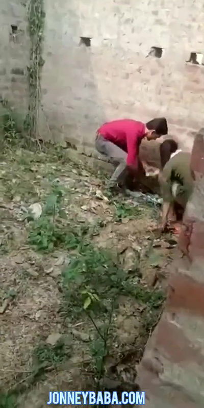 Desi outdoor wife sharing fucking video