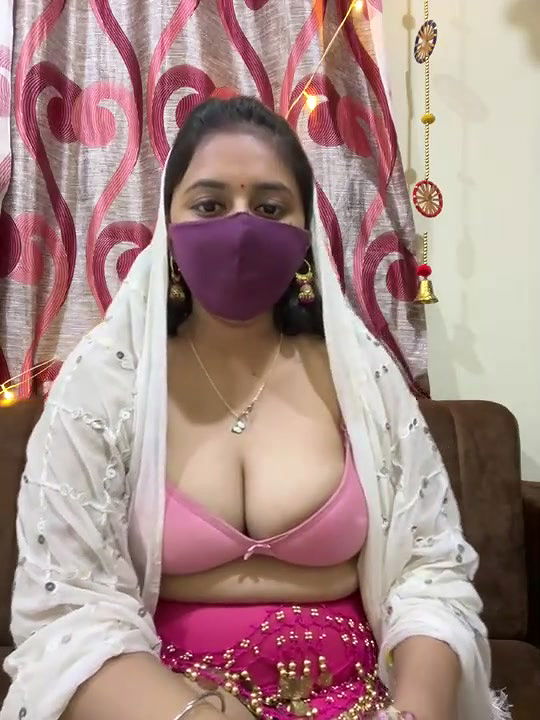 DishaSharma strip tease