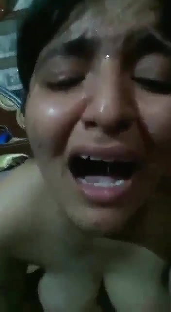 apni jaan ko yad karke masturbate kiya