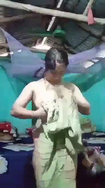 bengali bhabhi after bath fingering pussy viral xxx