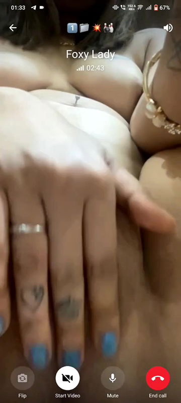 tattooed bhabhi pussy rubbing and fingering mms