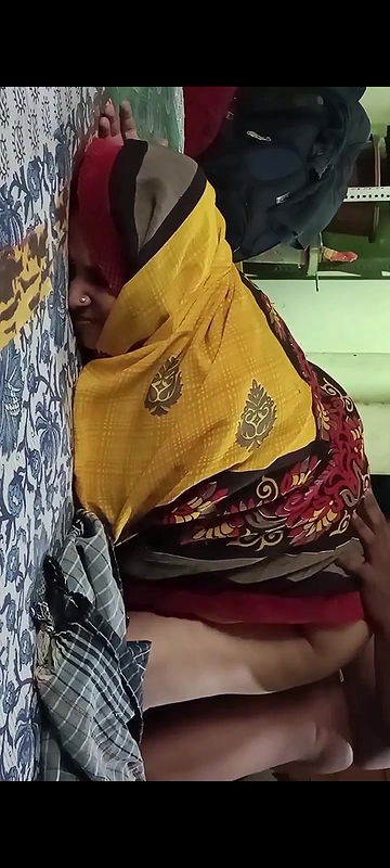 Wife ki Mummy ko Choda