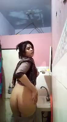 Very horny teen