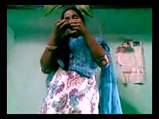 Lusty natural Indian bitch stripteases and flashes her quite nice ass