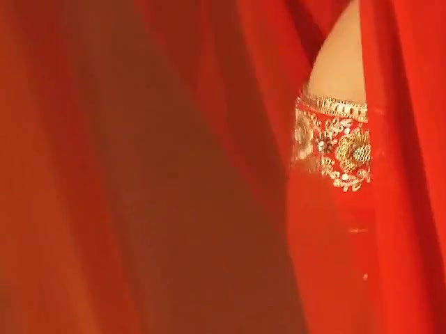 Outrageous Indian brunette teen in sexy saree dress