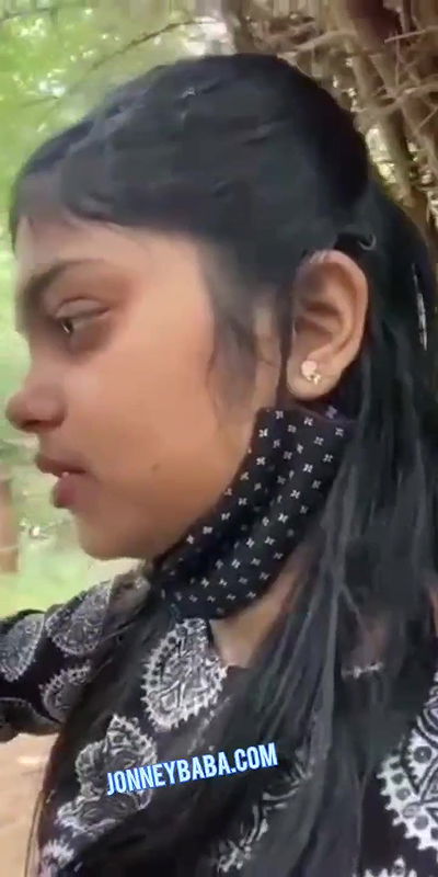 Park kissing desi couple