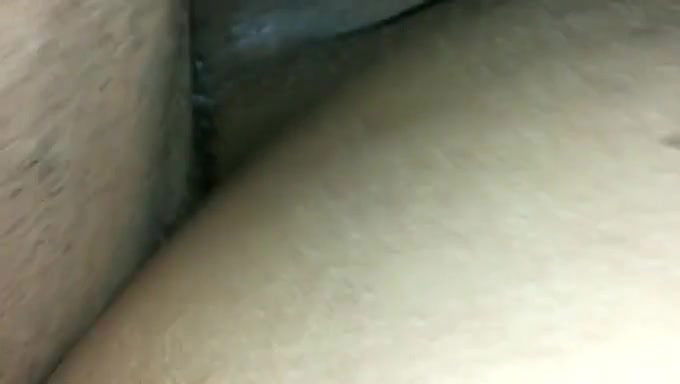 Lusty chubby faced Desi housewife is addicted to cum and she loves giving Bj