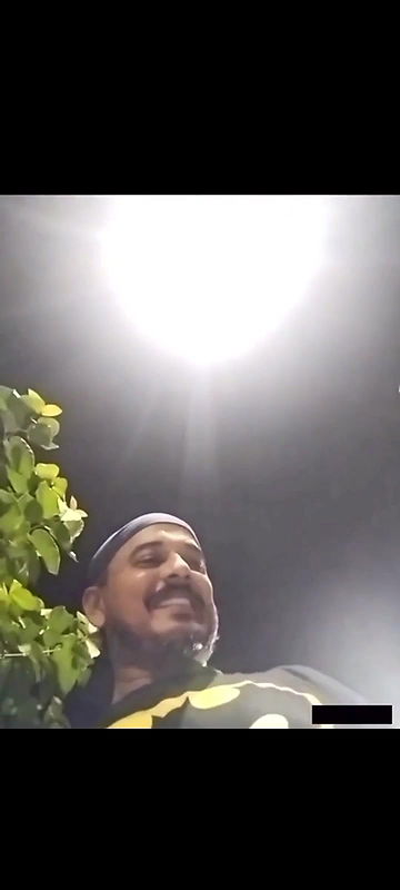 Delhi Couple nude public place