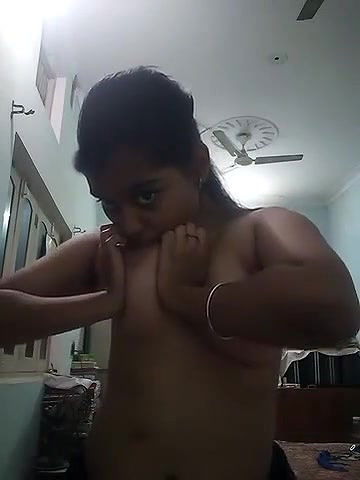 This Indian babe loves massaging her tits on webcam and I love that nasty girl