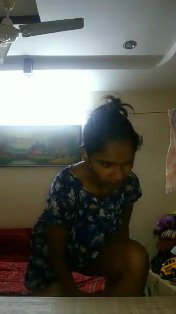 This kinky hoe has got natural tits and watching her expose them is hot