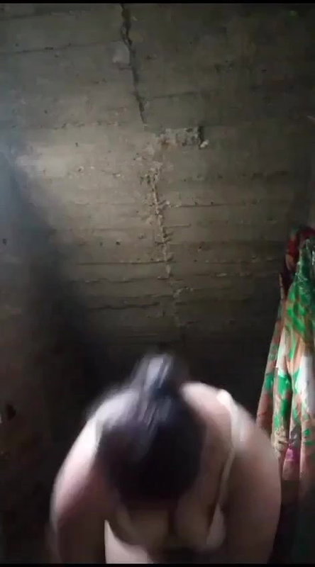 Chubby girl pura nangi hogayi