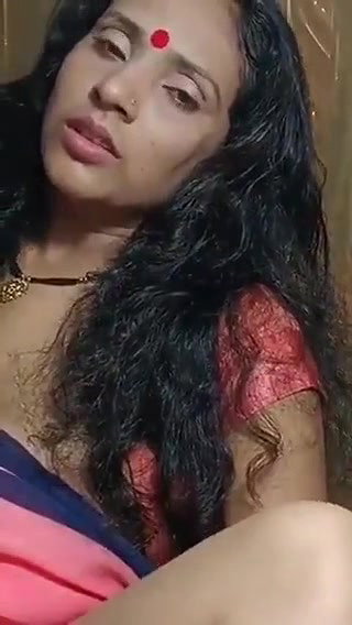 sexy maid ko kitchen me hi pela