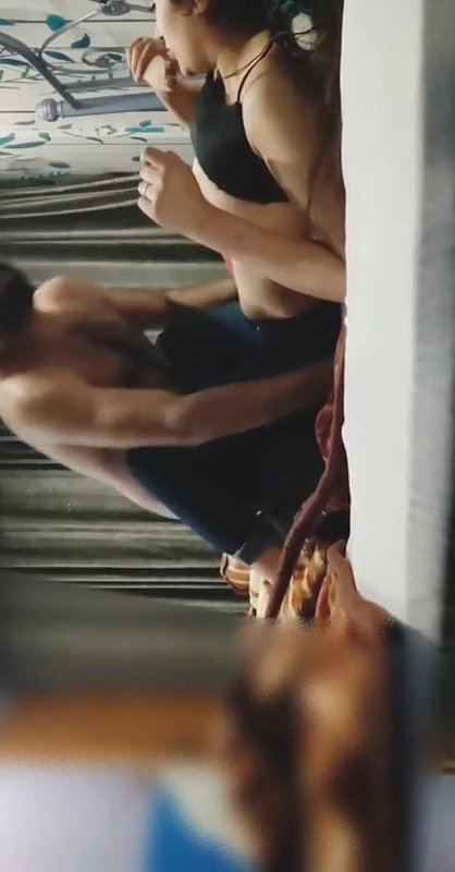 bhabhi ko Oyo me bulakar romance kiya