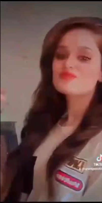 MP4 20250930 223437VLOG