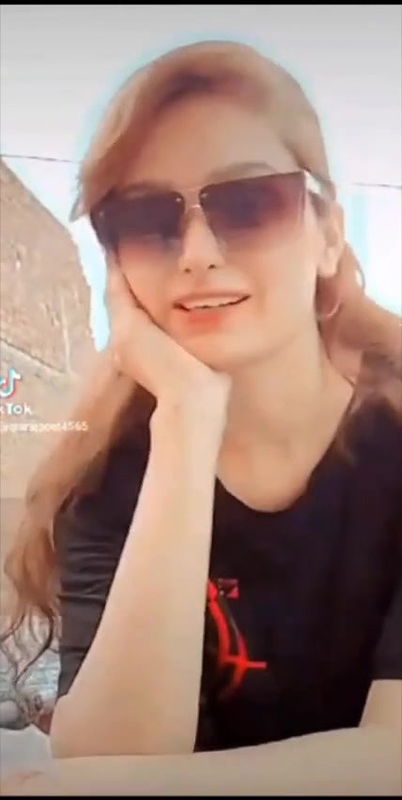 MP4 20250930 223406VLOG