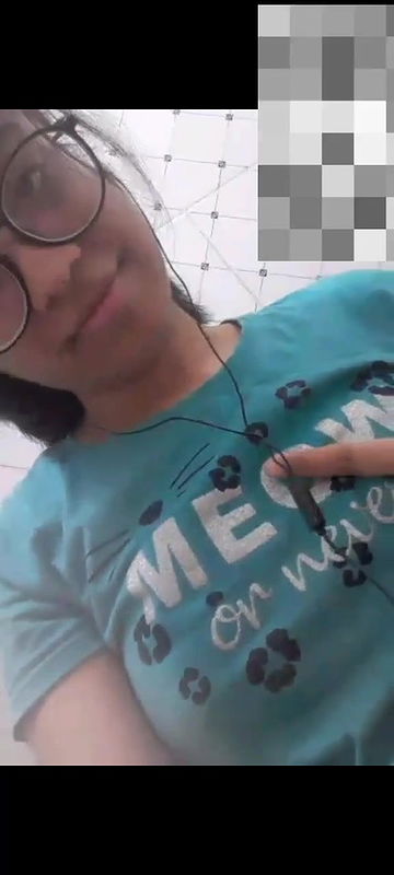 desi girl self shot naked pussy rubbing and boobs show