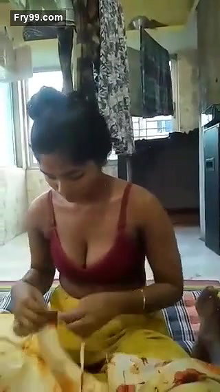 Cute Married Bhabi Boob Pressed And Nude Exposed