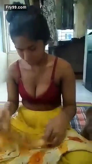 Cute Married Bhabi Boob Pressed And Nude Exposed