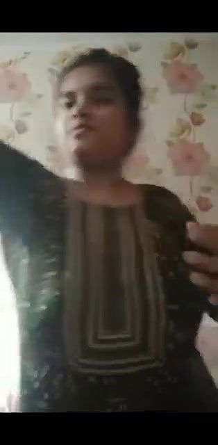 Bengali girl stripping dresses and big boobs show