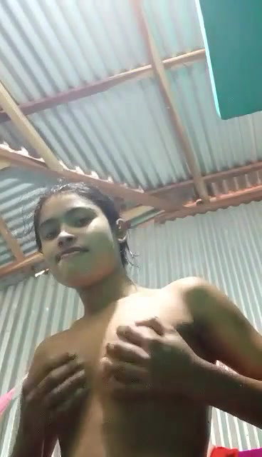 village girl after bath asking sorry in nude MMS