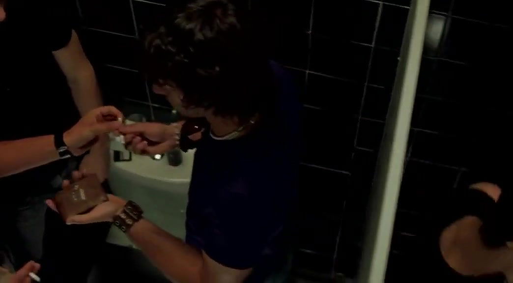 Ana de Armas Bathroom Scene