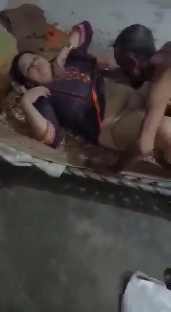 Buddha sasur ne gori bahu ka maja liya