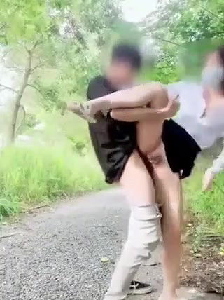 Forest Road pe Choda