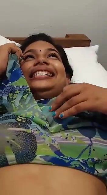 Young Mallu Hot Girl enojying