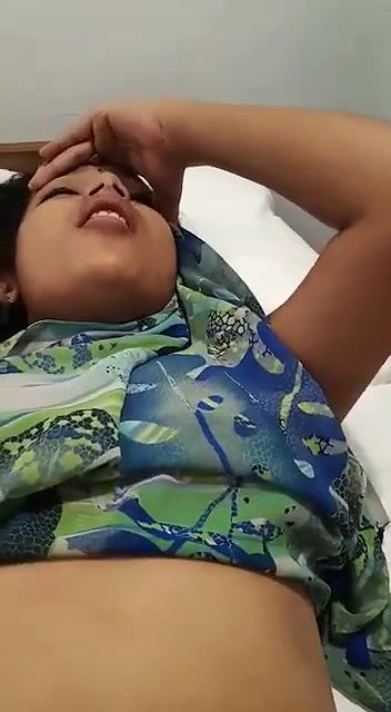 Young Mallu Hot Girl enojying