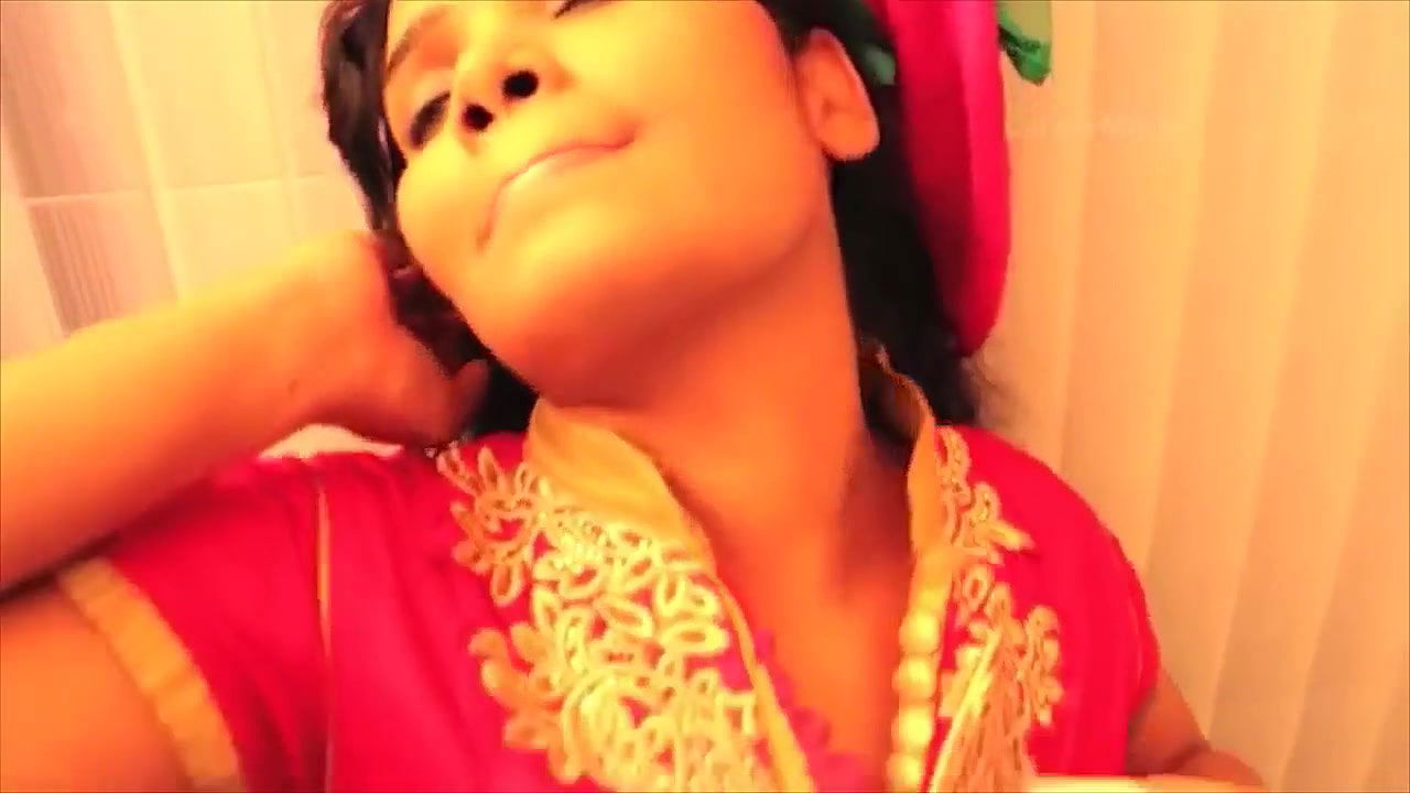 Anjali Hot Indian Young Lovers Deep Romance in Bathroom