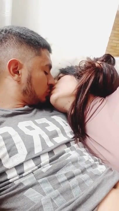 hot girl sucking bf dick