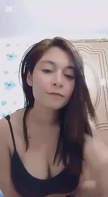 Beautiful GF Showing Pressing Her Bigboobs