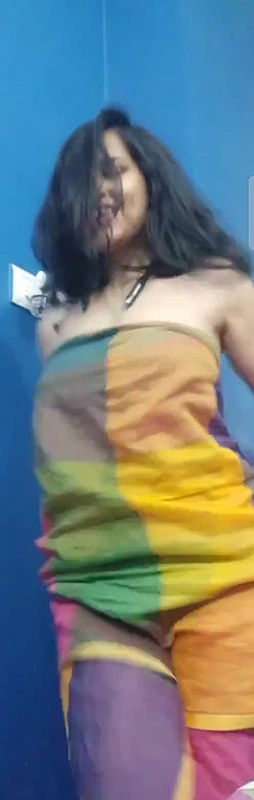 Cute Desi Hot GF Sanjana Showing on Videocall Viral Full Video