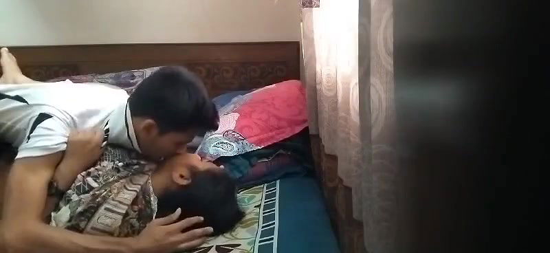 5 6124965136118585165