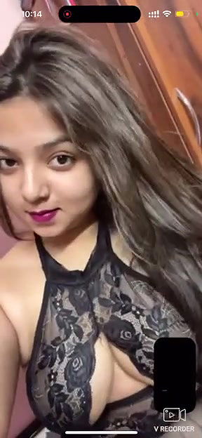 tattooed cam girl nude pussy rubbing viral video call