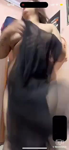 tattooed cam girl nude pussy rubbing viral video call