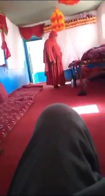 chubby granny shaved pussy showing with huge boobs