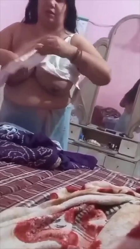 MP4 20251016 200230VLOG